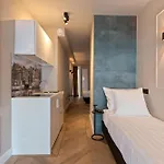 Hotel Midtown Triple