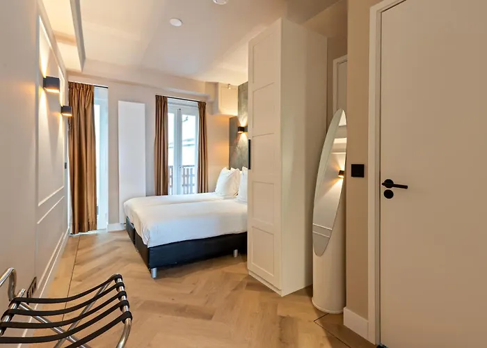 Hotell Midtown Triple Amsterdam